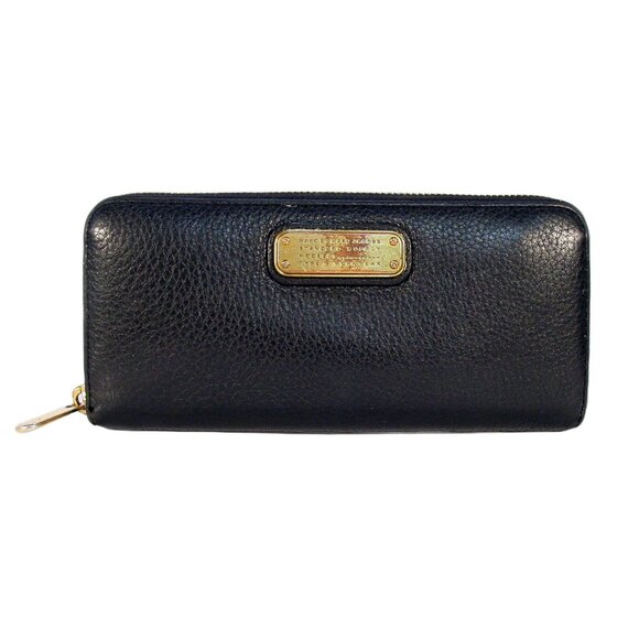 MARC JACOBS Q Slim $198 Leather Zip Around Clutch Organizer Wallet - Picture 1 of 9